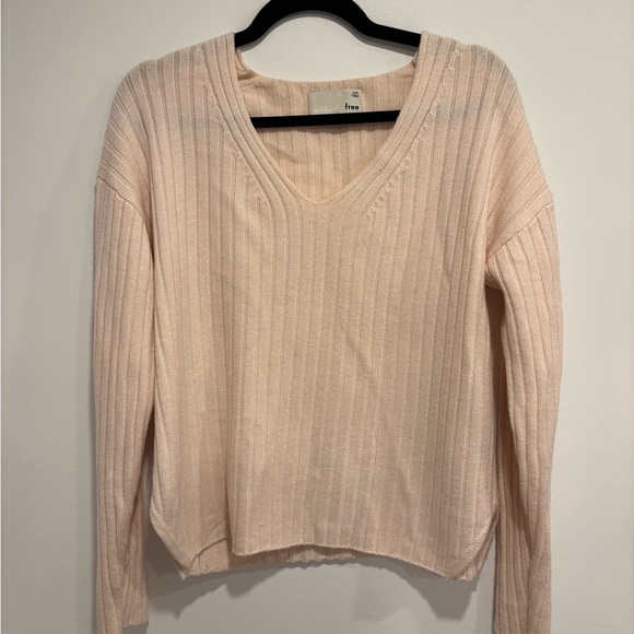 Wilfred free 100% Merino Wool Oversized Ribbed Sweater - Cream. - Picture 2 of 12